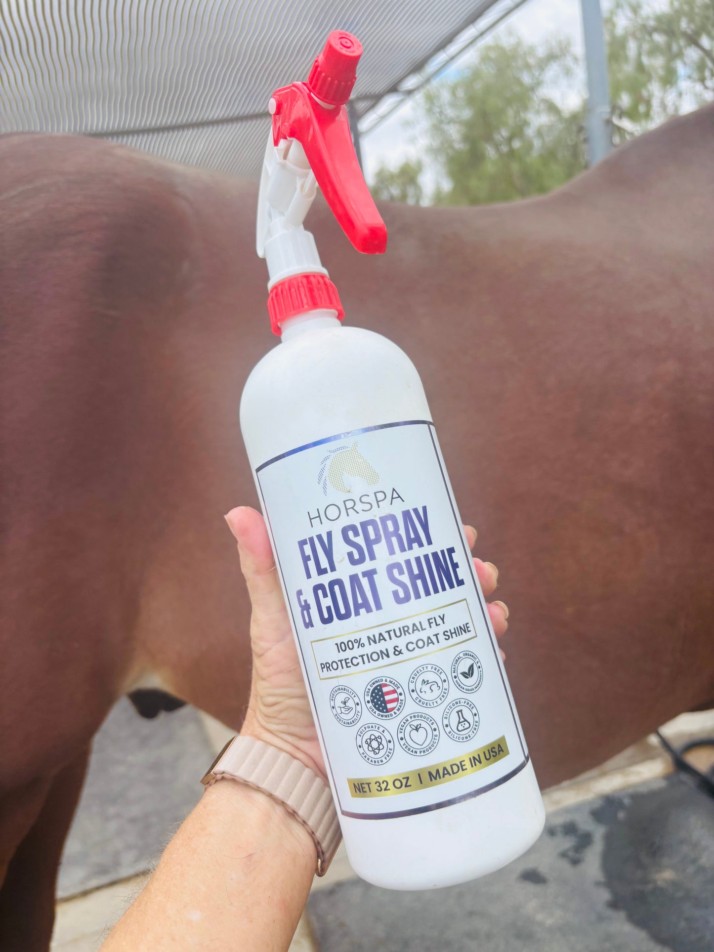Horspa fly spray and coat shine
