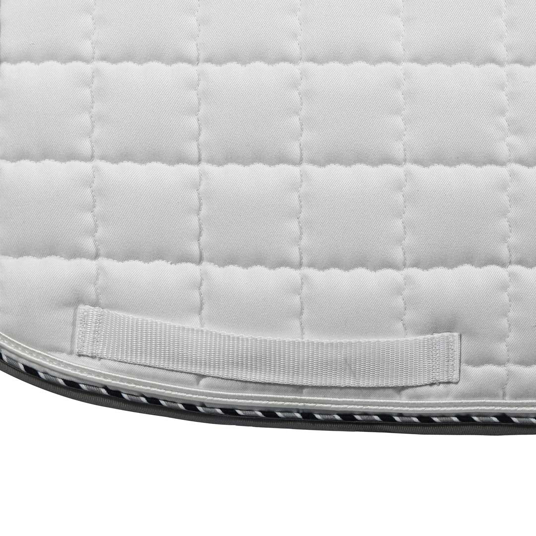 white saddle pad