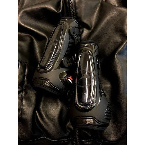 black front tendon boots
