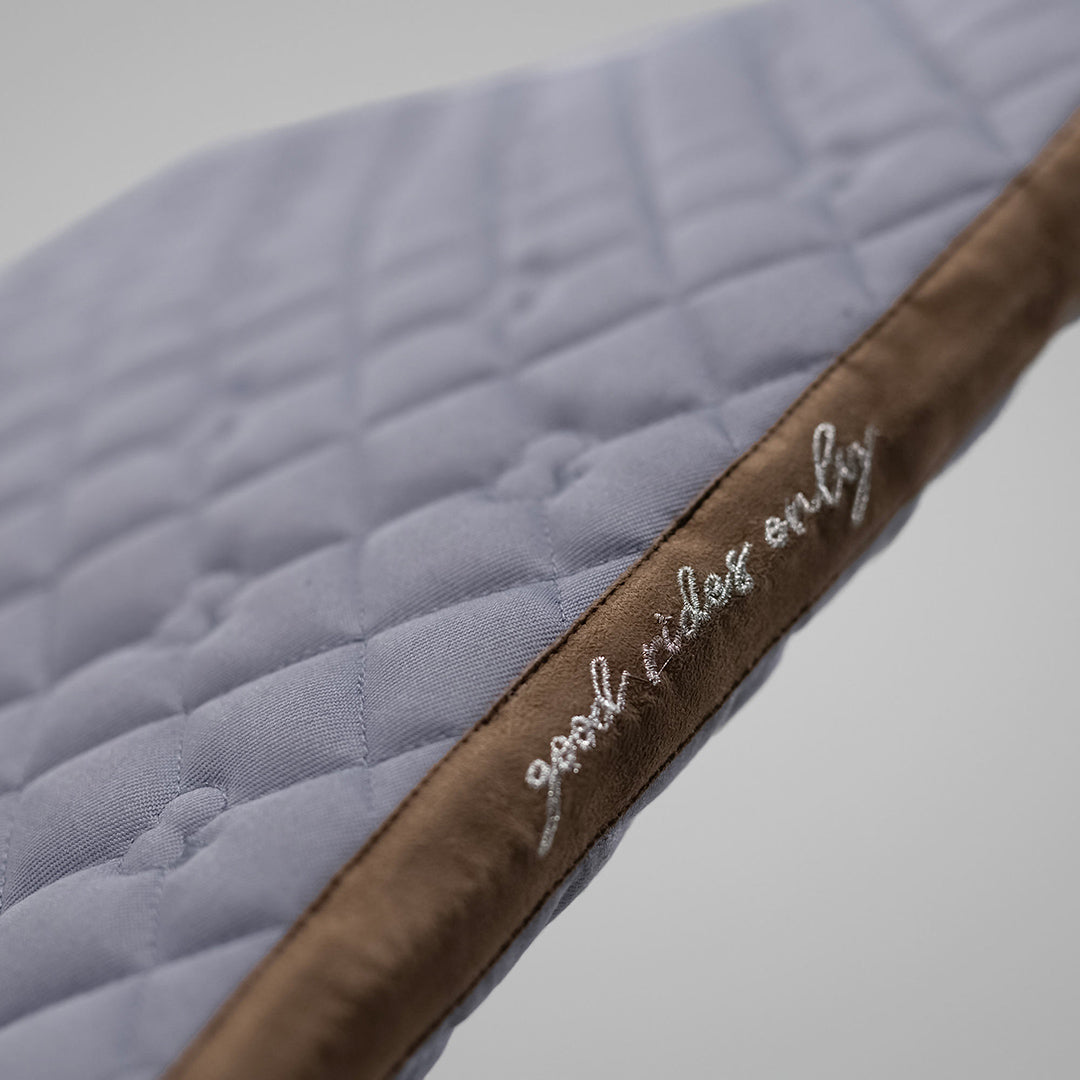 light purple saddle pad