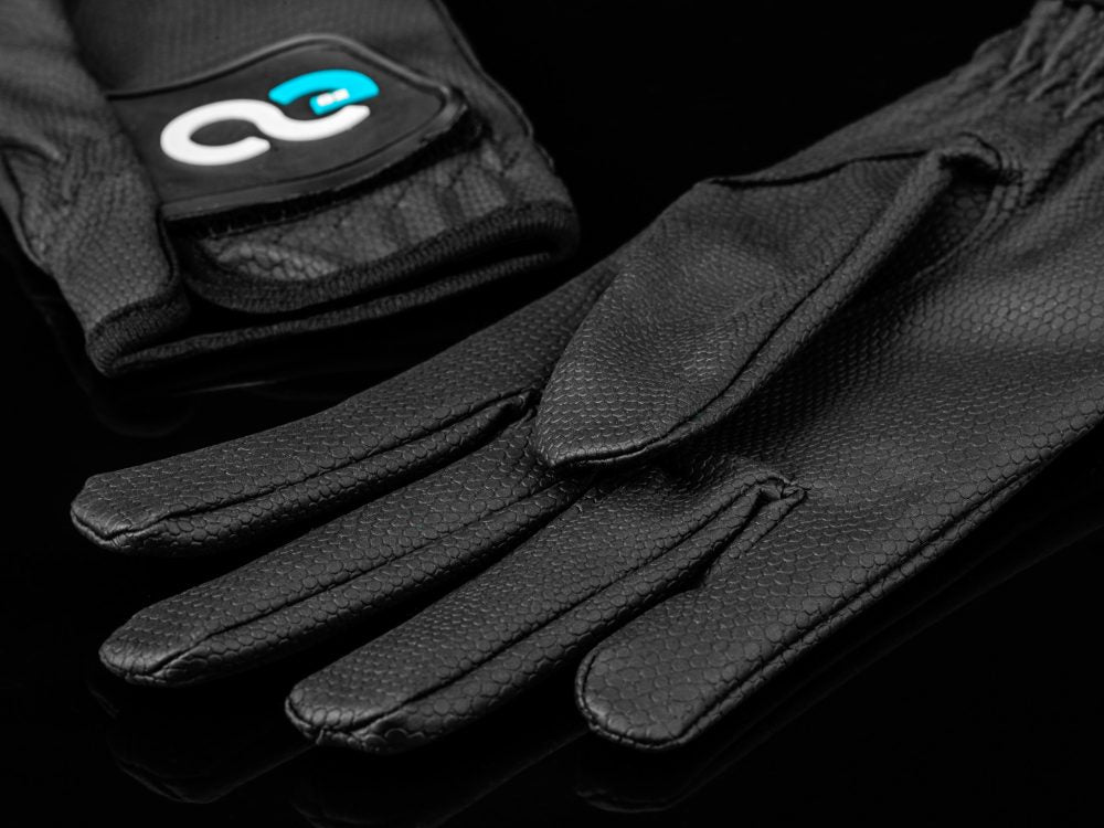 black riding gloves
