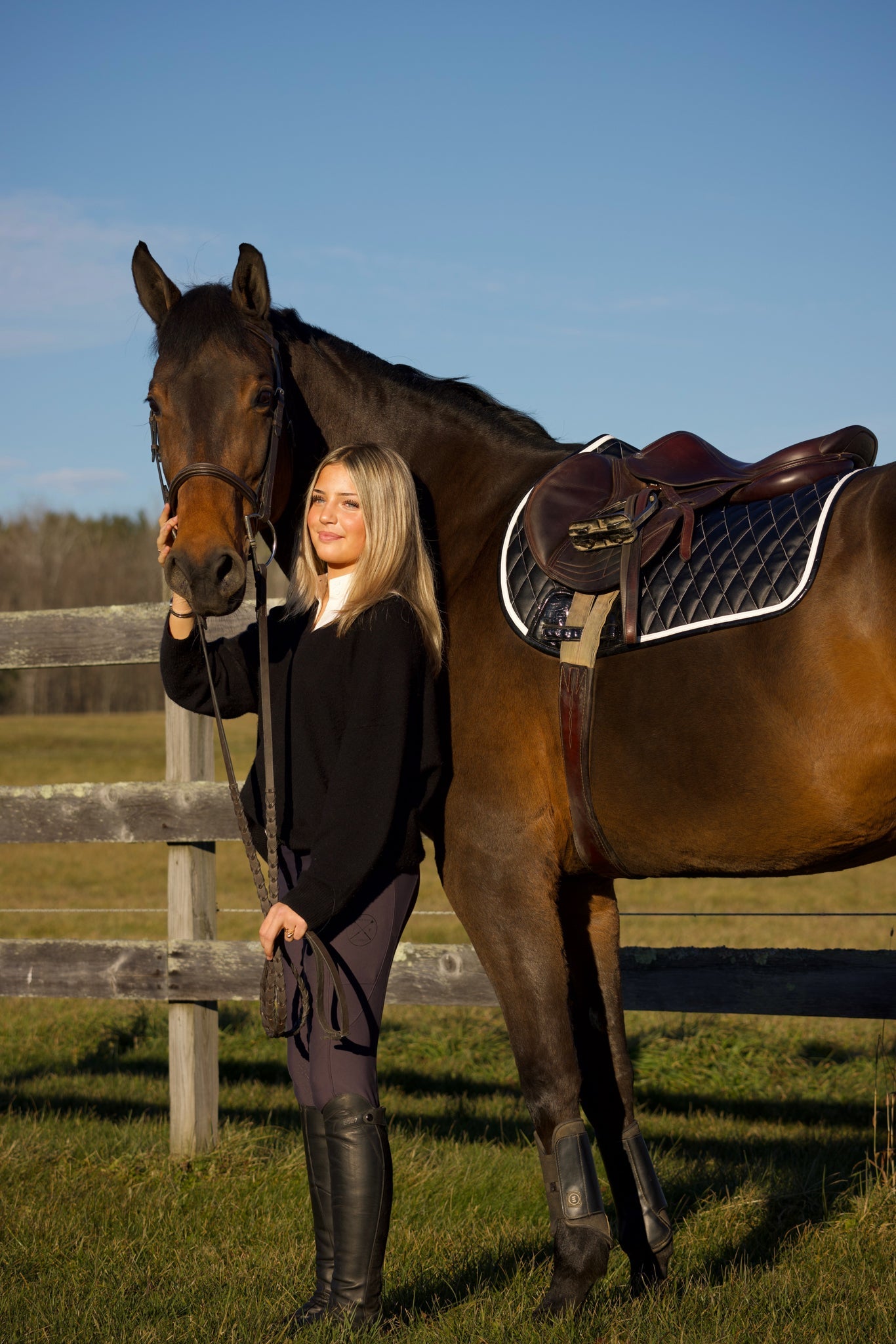 black quilted saddle pad